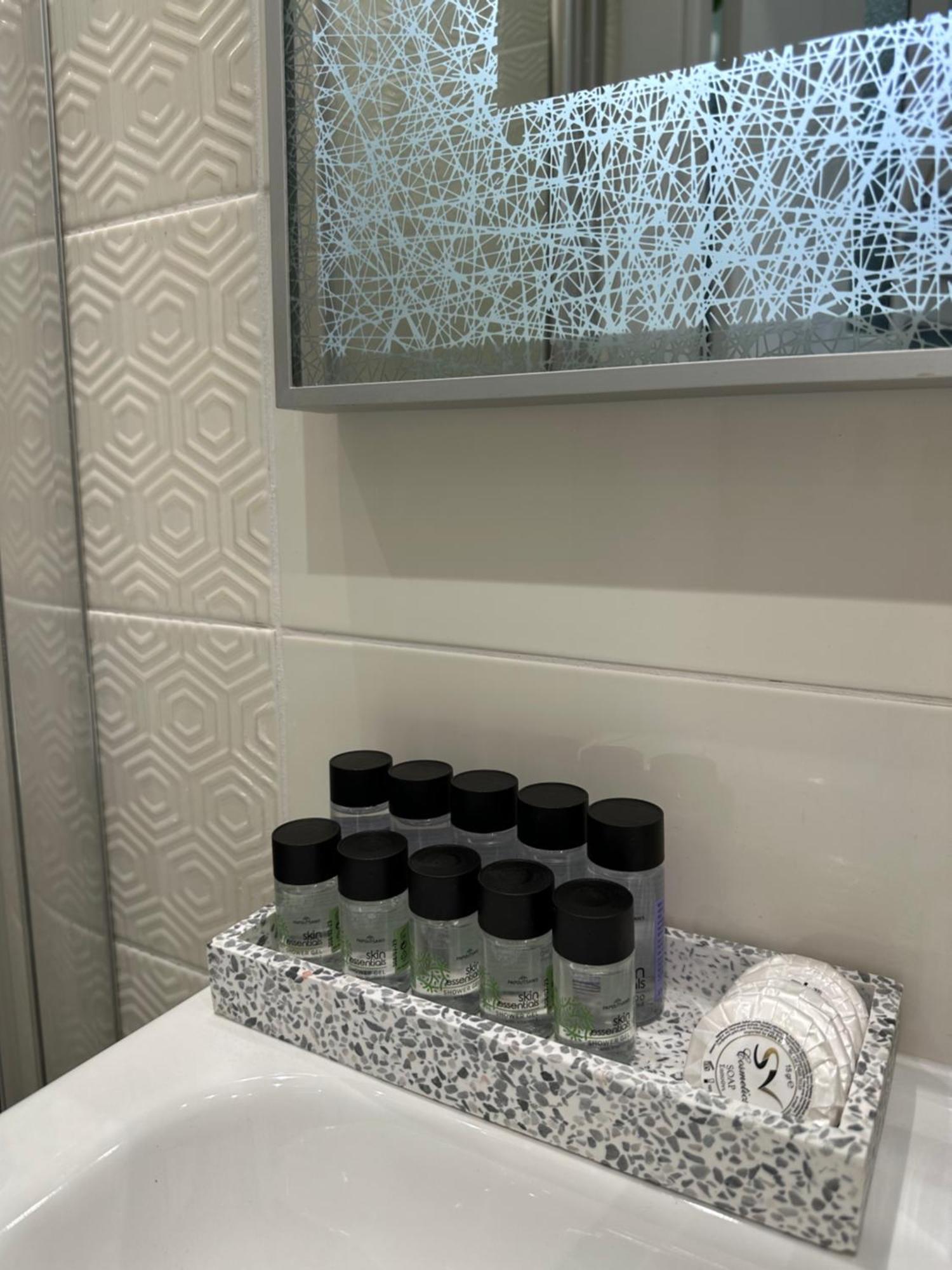 Deyinn Guest House Centrum トゥルダ エクステリア 写真