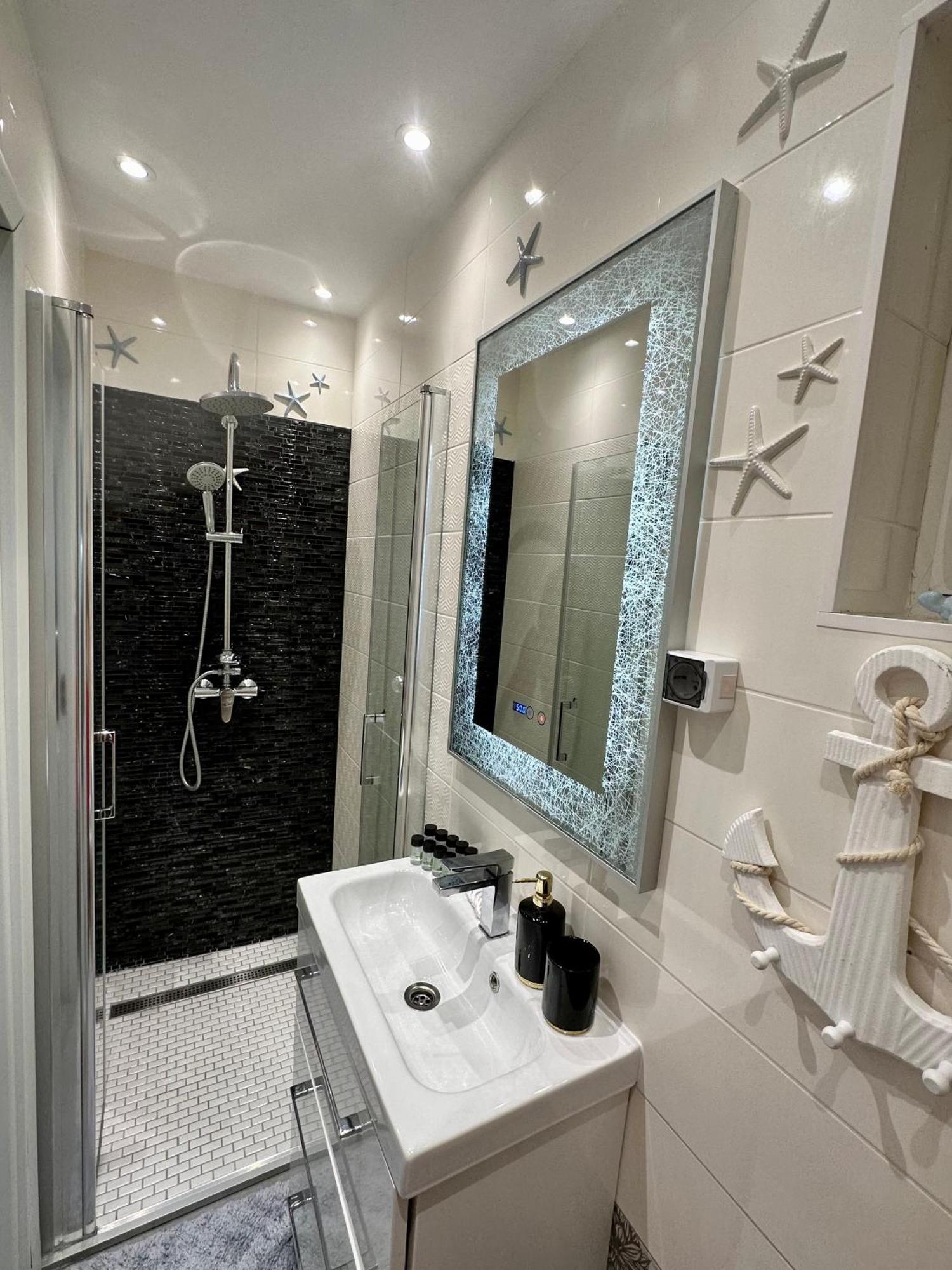 Deyinn Guest House Centrum トゥルダ エクステリア 写真